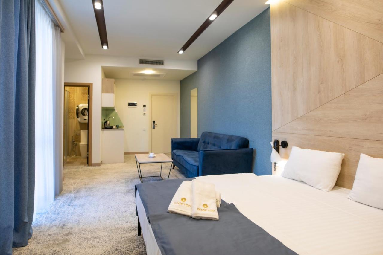 Rooftop Apart-Hotel Erevan Esterno foto