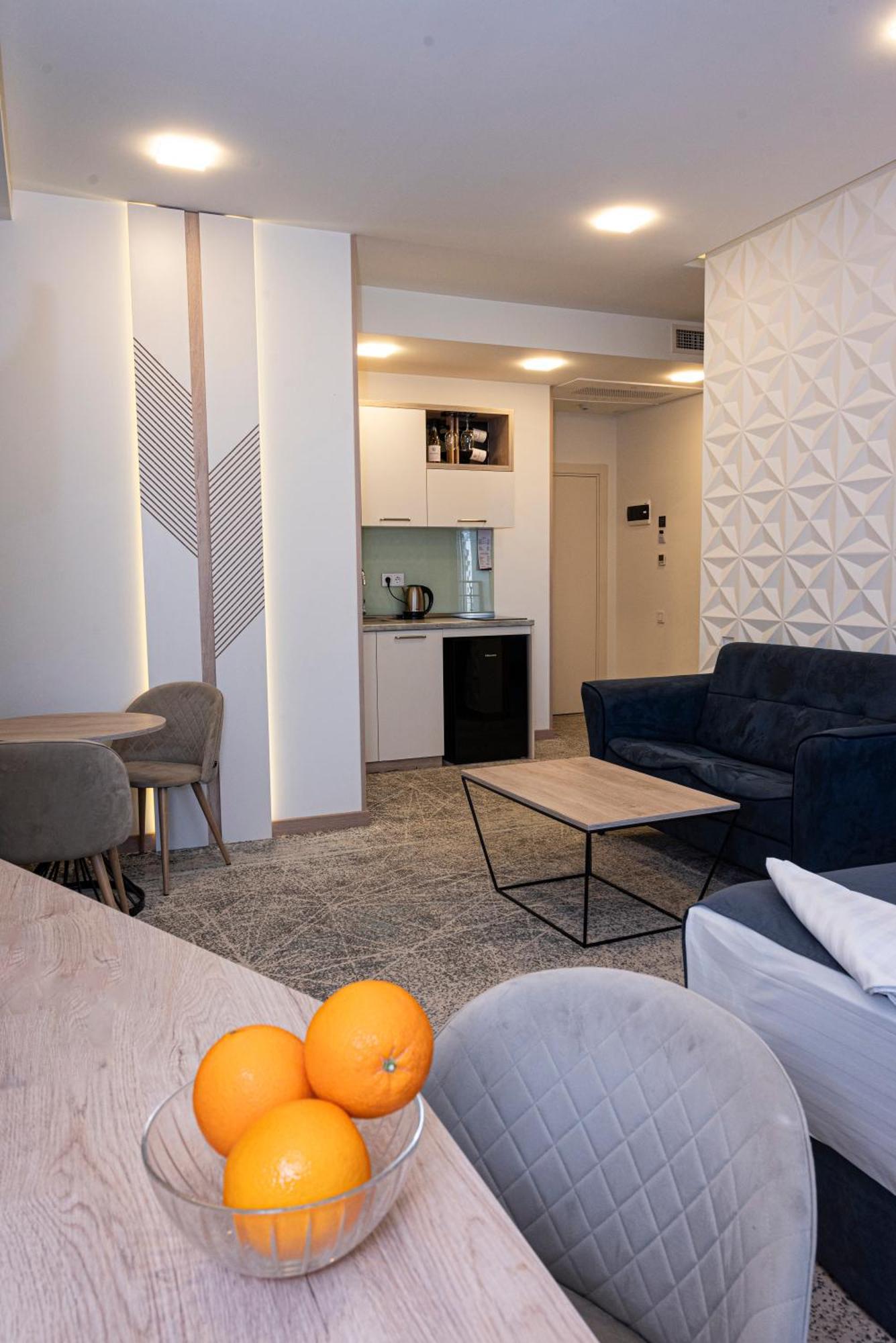 Rooftop Apart-Hotel Erevan Esterno foto